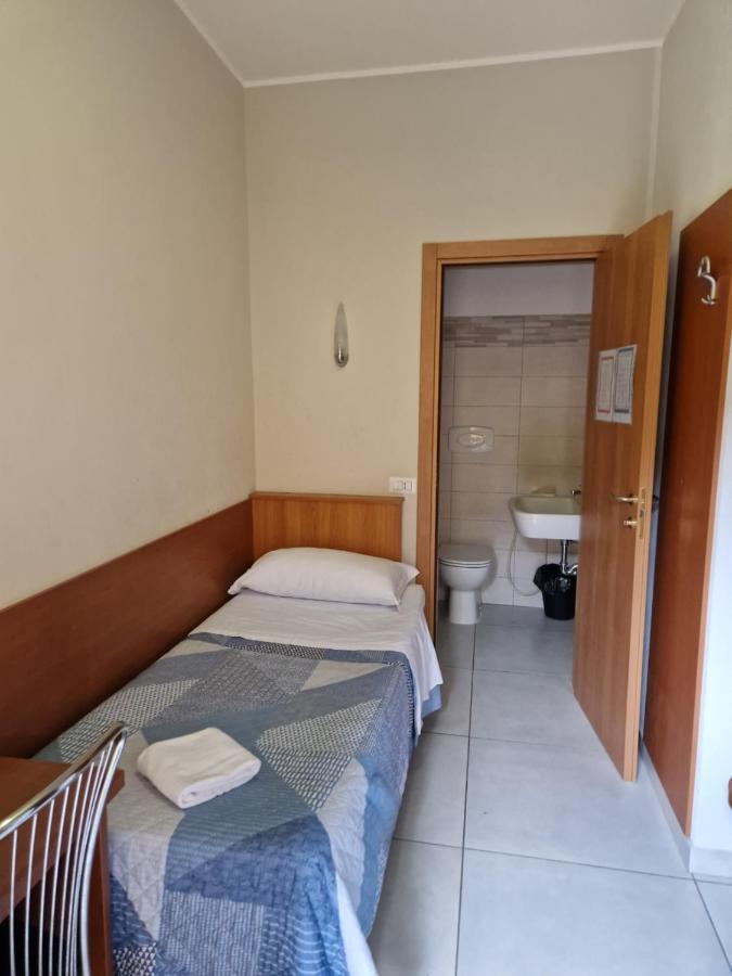Hotel Bonola Milan Luaran gambar
