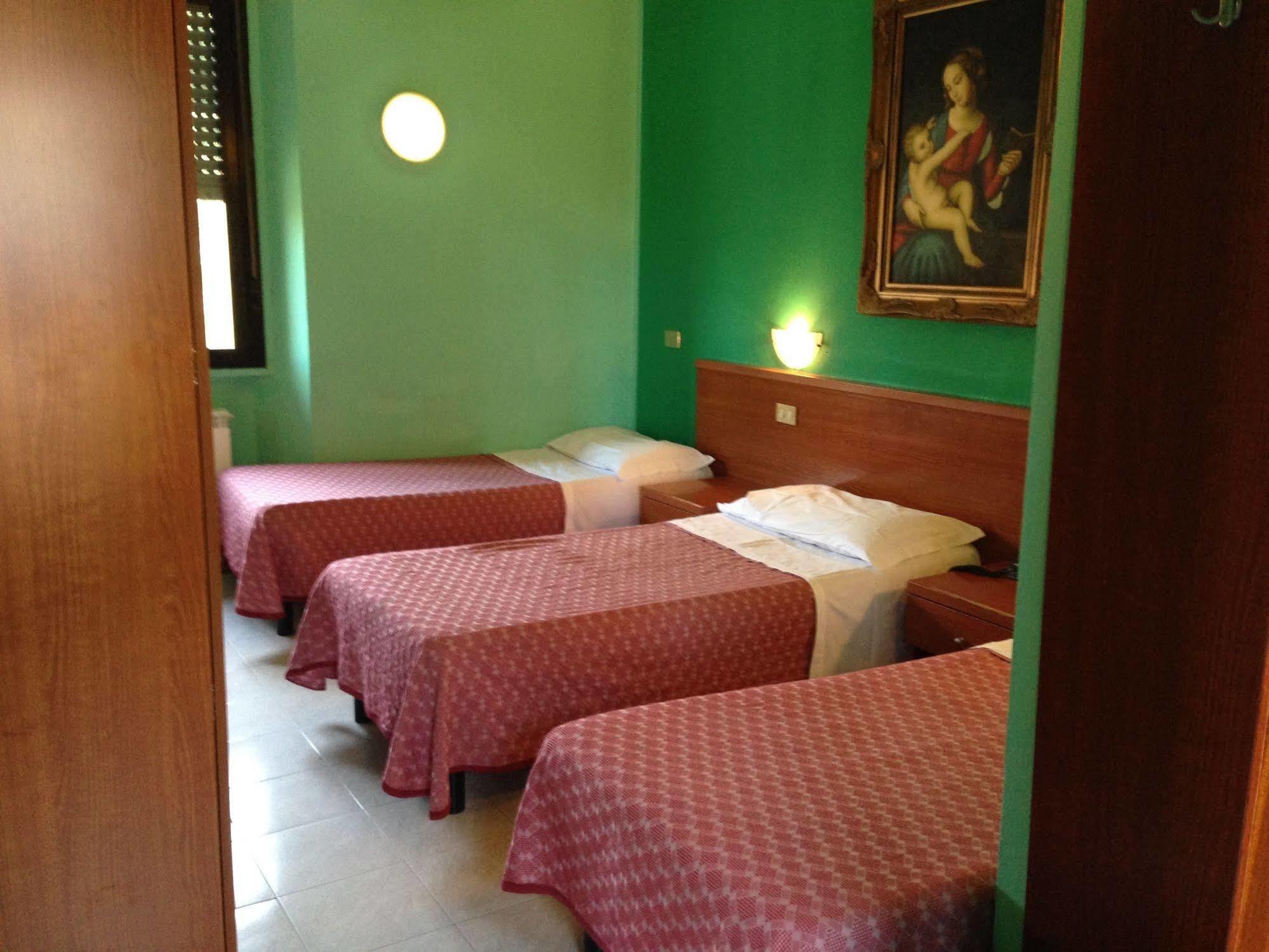 Hotel Bonola Milan Luaran gambar