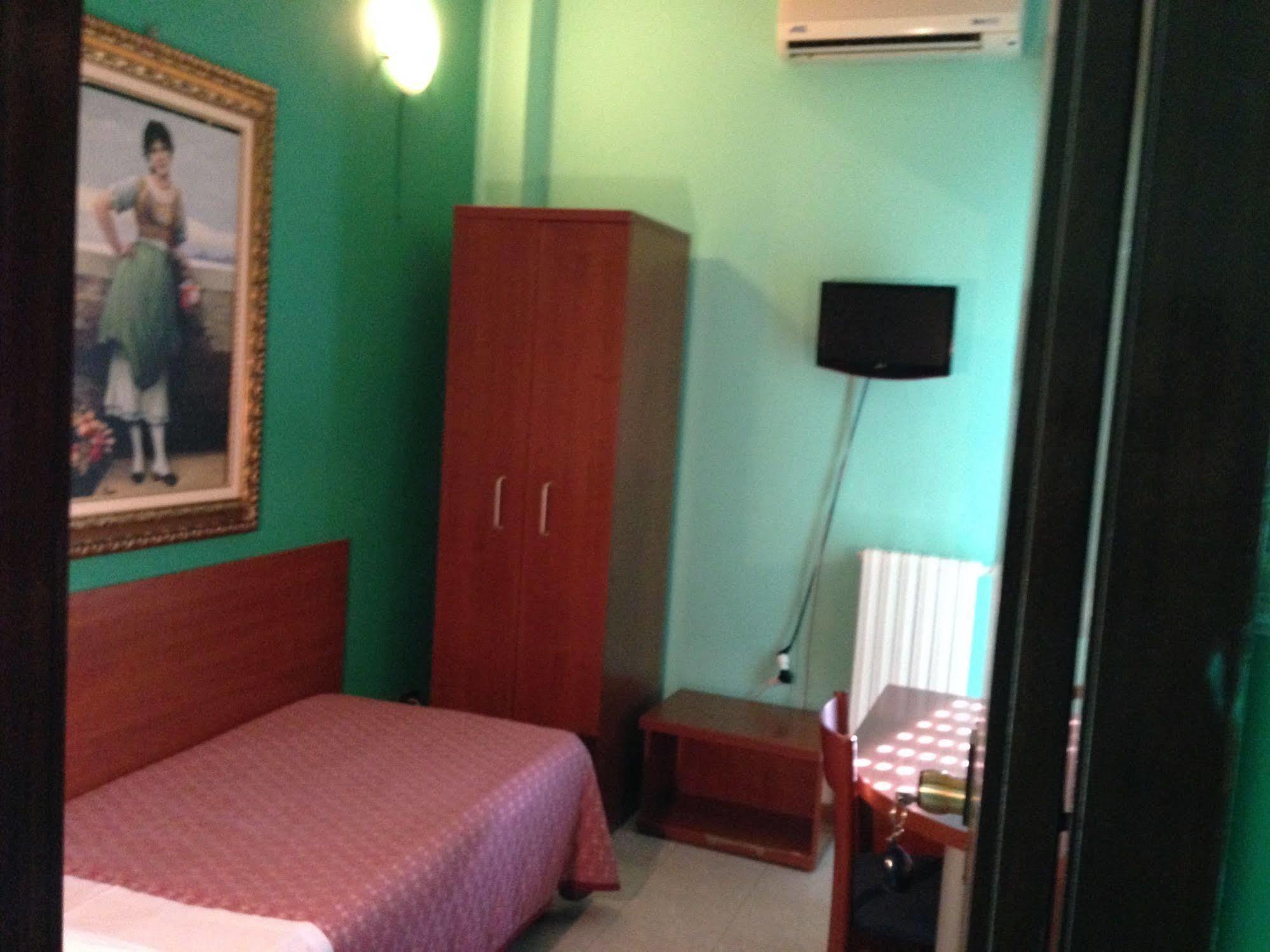 Hotel Bonola Milan Luaran gambar