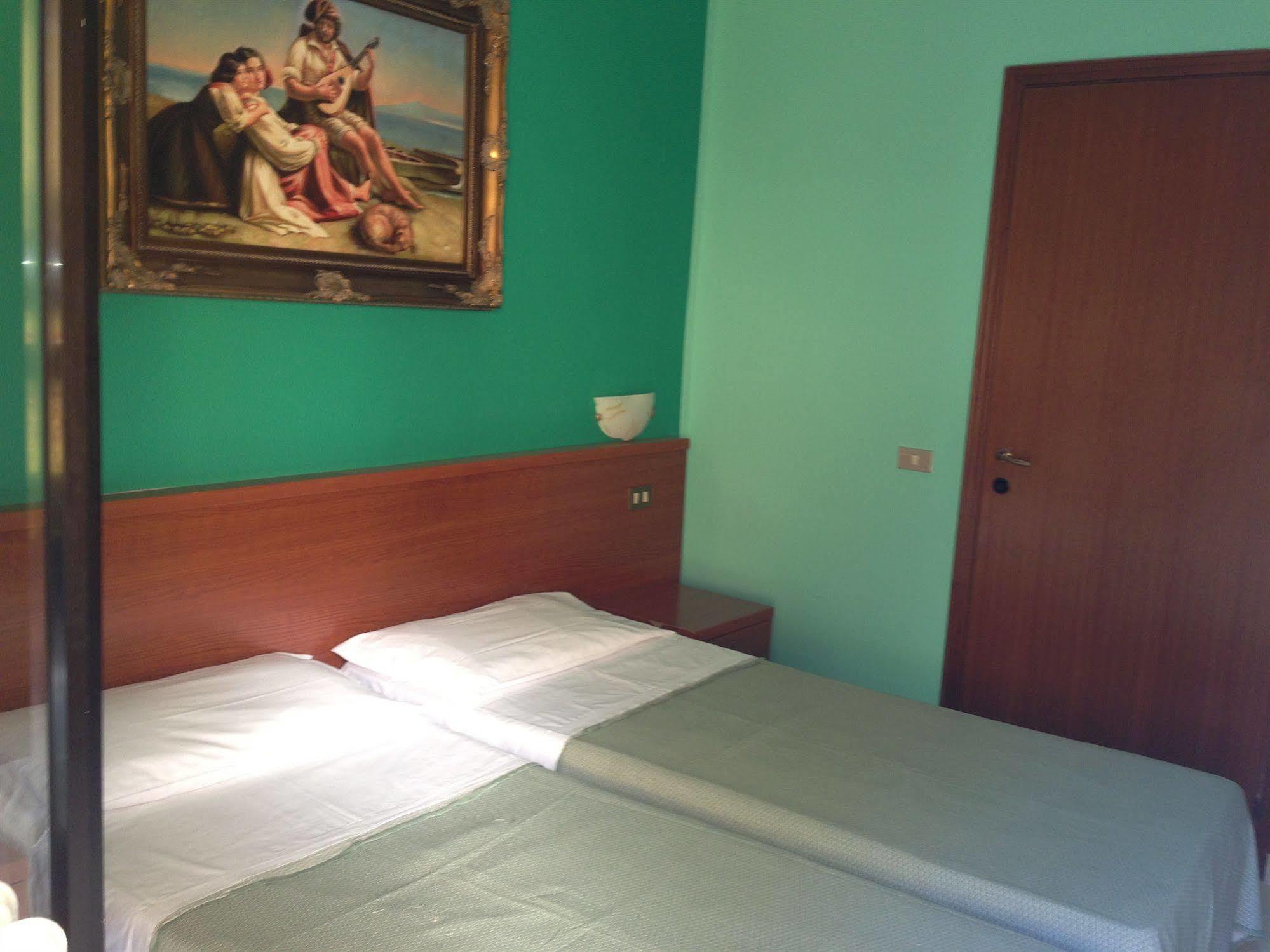 Hotel Bonola Milan Luaran gambar